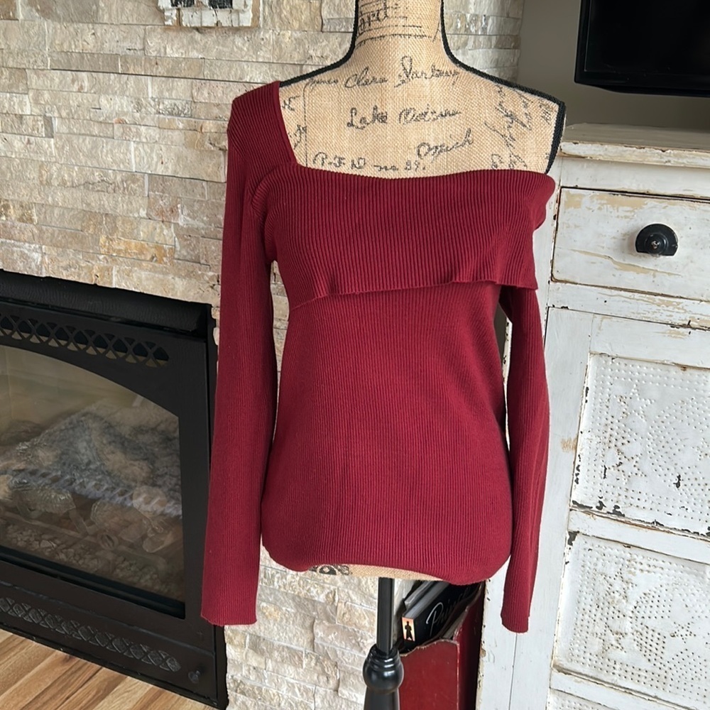Lillusory maroon ribbed asymmetrical one shoulder long sleeve sweater shirt
